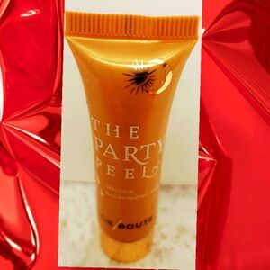 Face Mask from The Party Peel by The Route TRAVEL SIZE